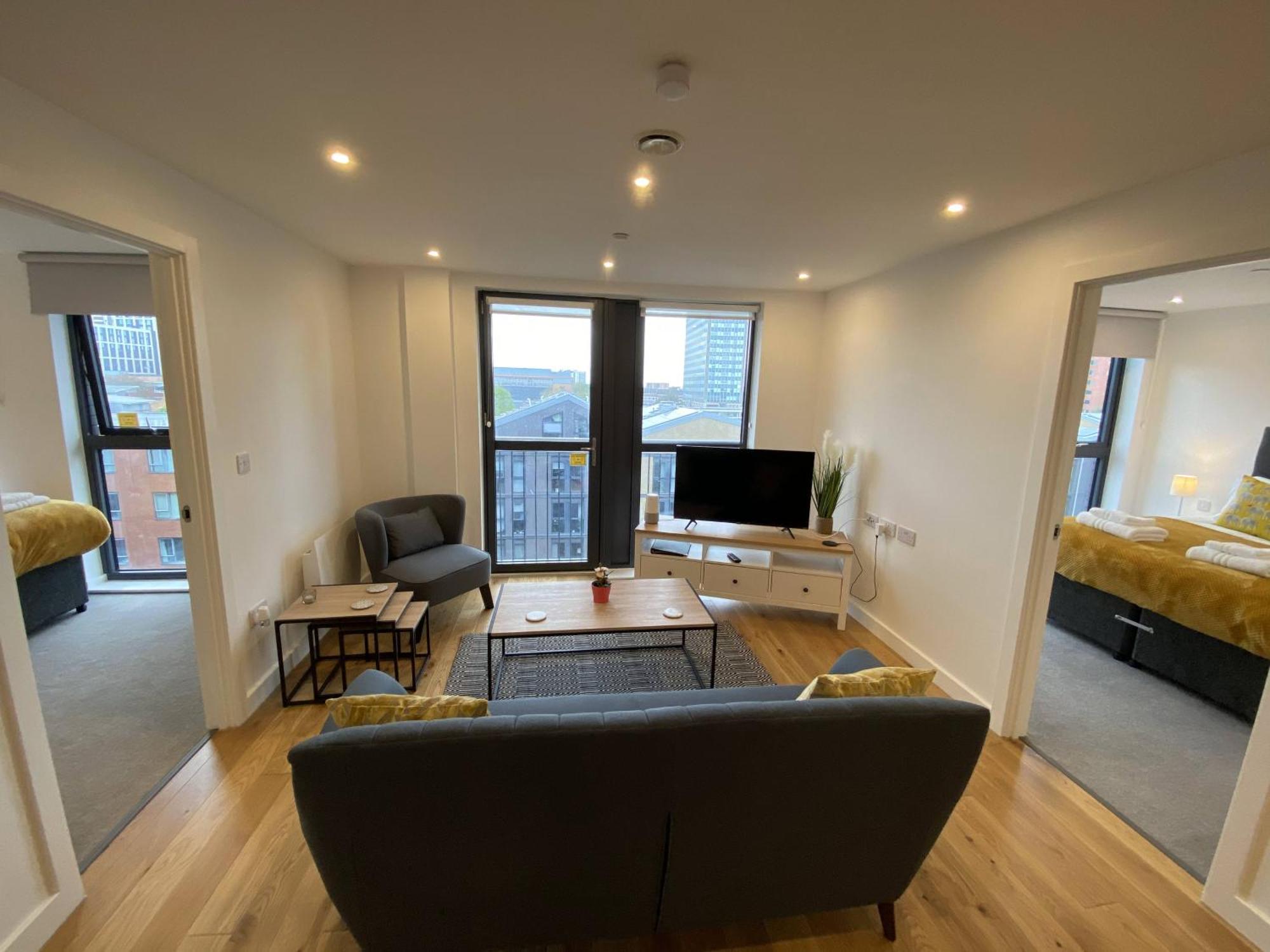 Arden Gate Apartments バーミンガム 部屋 写真